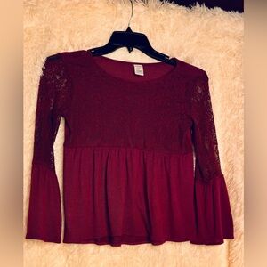 🍷 Arizona Burgundy Lace & Bell Sleeve Top – Girls Size 10/12